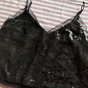 Cropped sequined shirt